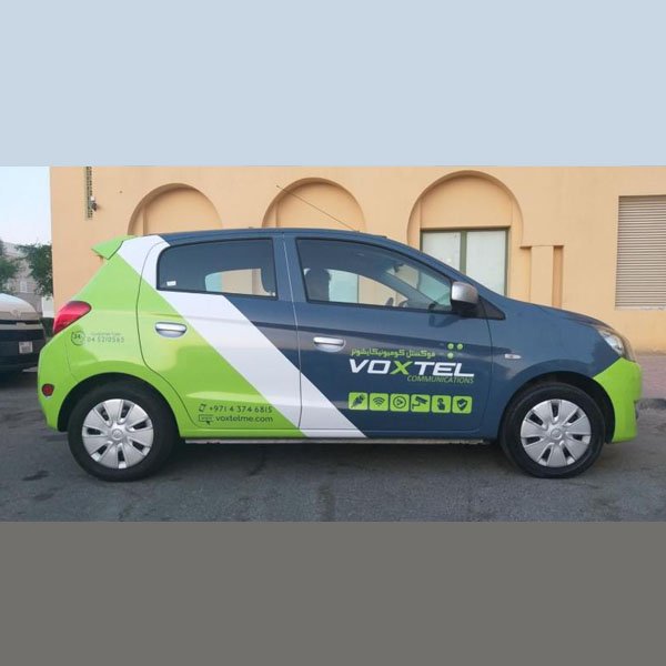 طباعة وتركيب استيكر سيارات