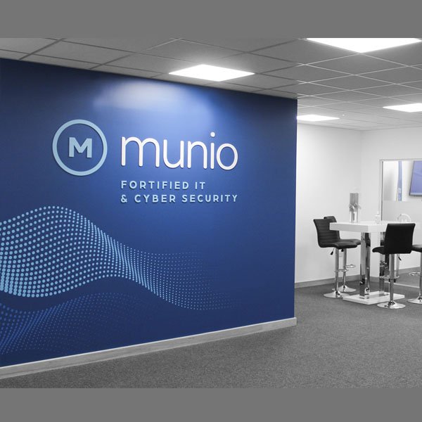 تركيب استيكرات جدارية 