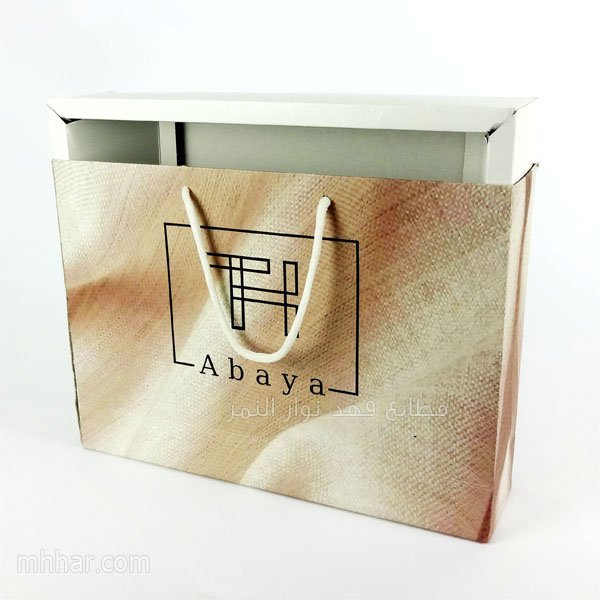 طباعة اكياس ورقية مع علبة داخلية للعبايات و الملابس