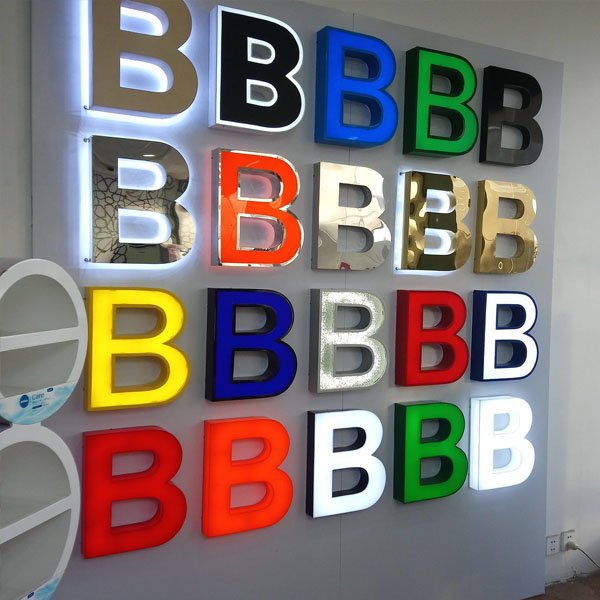 تركيب وتصنيع لوحات محلات مضيئة حروف بارزة