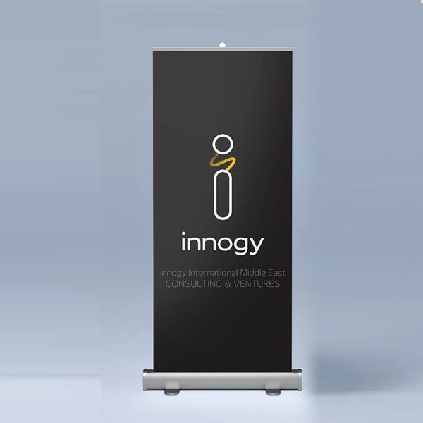 طباعة رول اب ستاند للمؤسسات