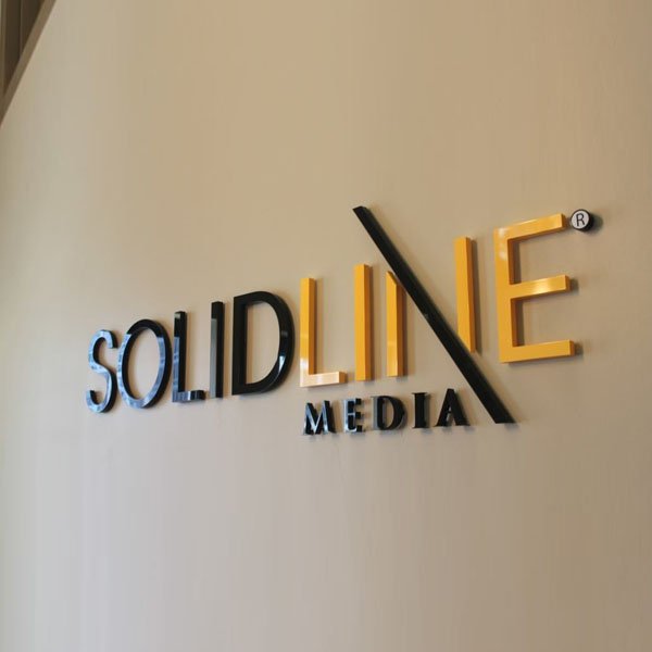 تصنيع لوحات داخلية للمكاتب