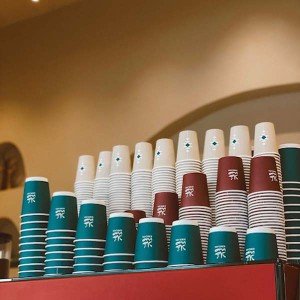 اكواب ورقية للقهوة دبل او عادي حسب الطلب